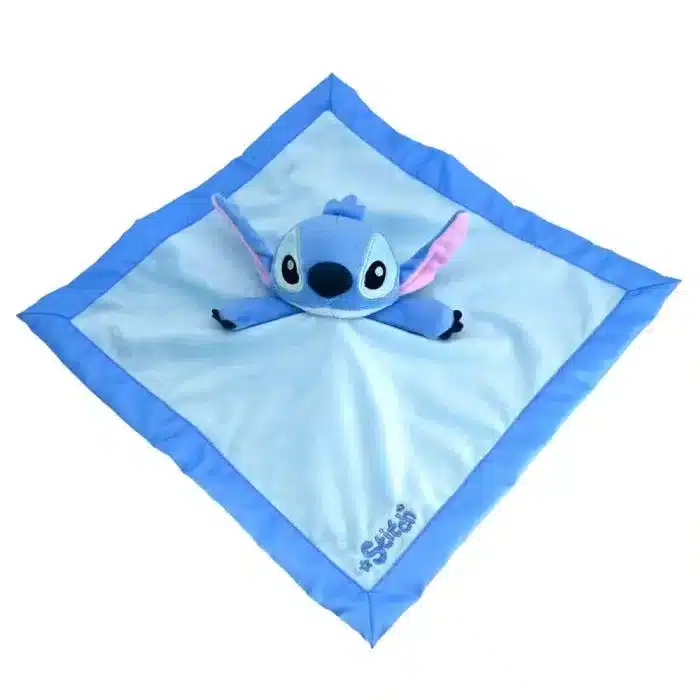 Jasnor: Stitch Snuggle Blanket - Image 4