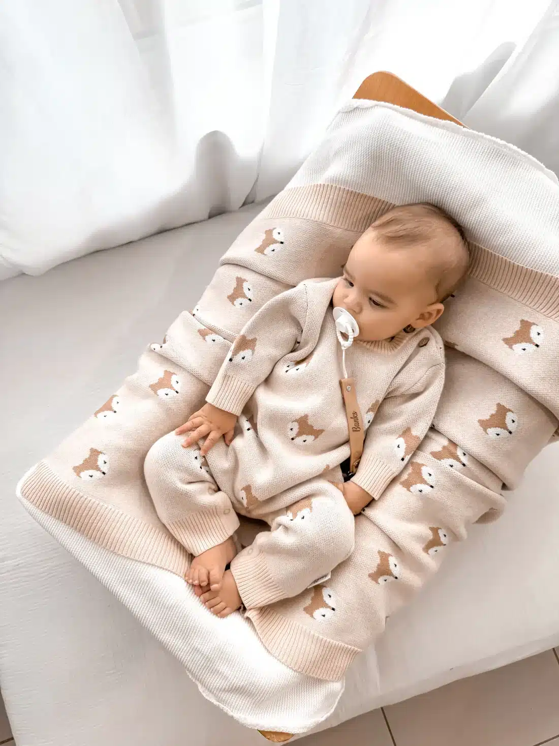 Aster & Oak: Fox Knit Romper - Image 2