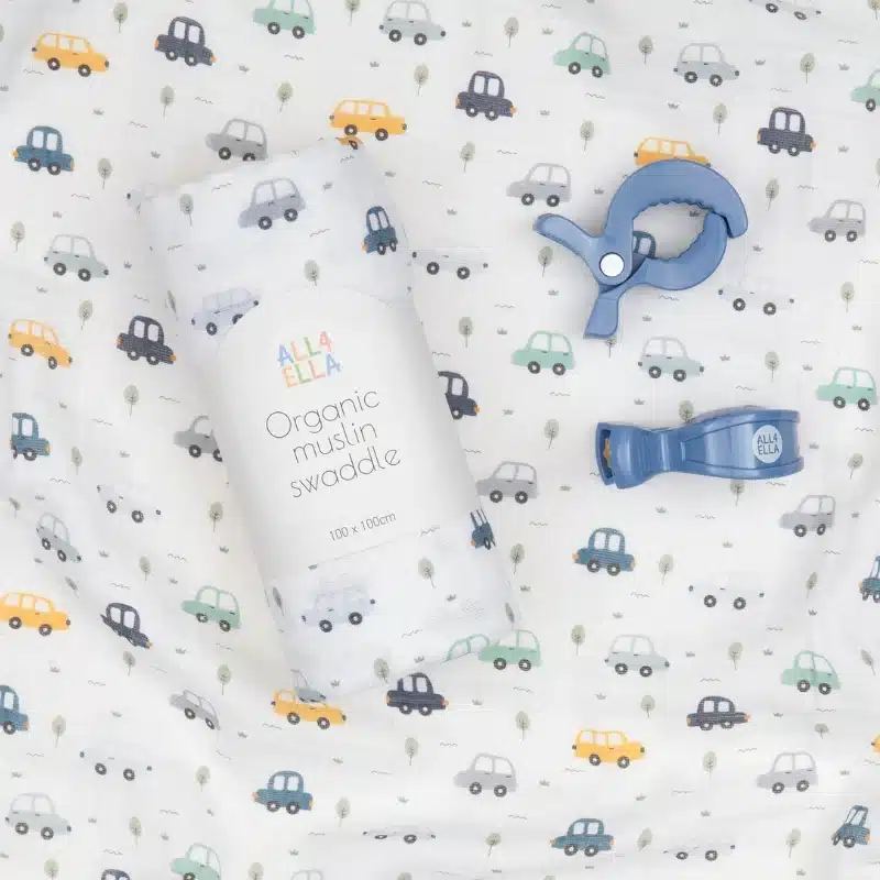 Organic muslin swaddle & 2 pram peg gift set - Beep Beep - Image 3